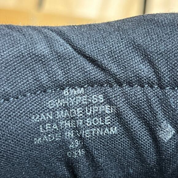 Guess Hype Black Faux Leather White Platform Sneakers Womens Size 6.5 - Picture 11 of 11